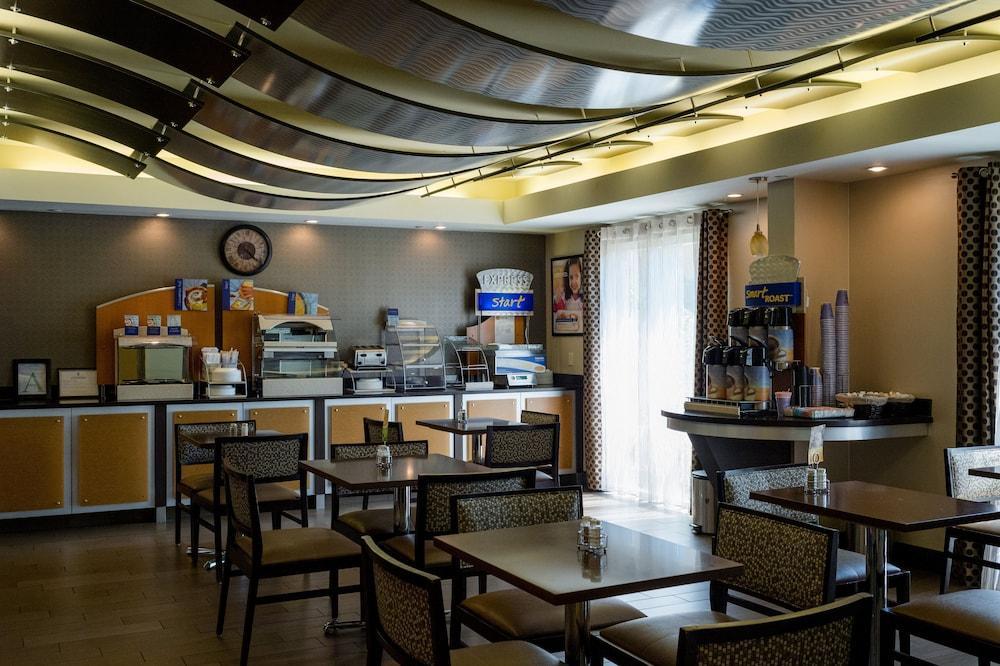 Holiday Inn Express & Suites - Oxford By Ihg Ngoại thất bức ảnh