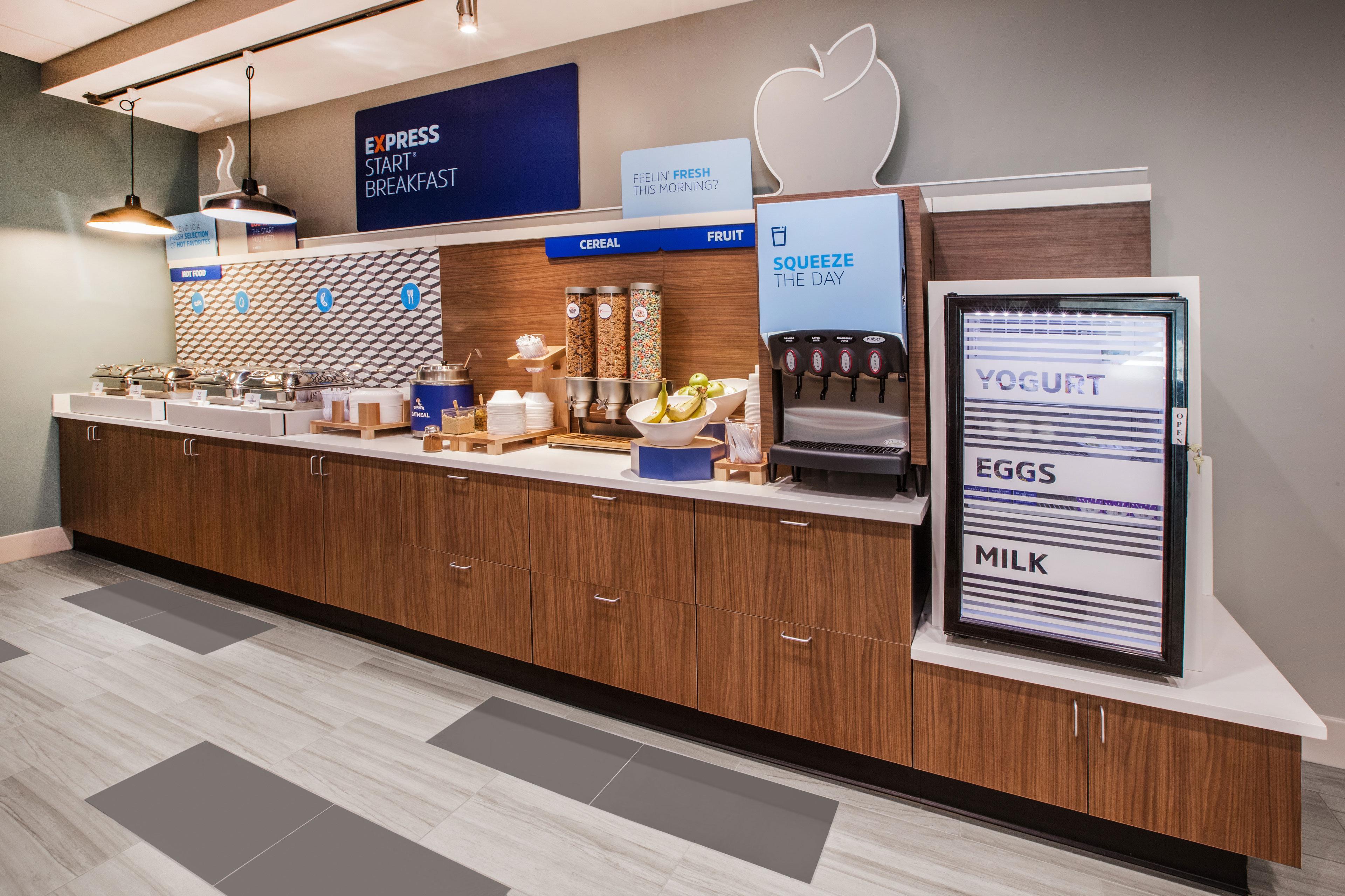 Holiday Inn Express & Suites - Oxford By Ihg Ngoại thất bức ảnh