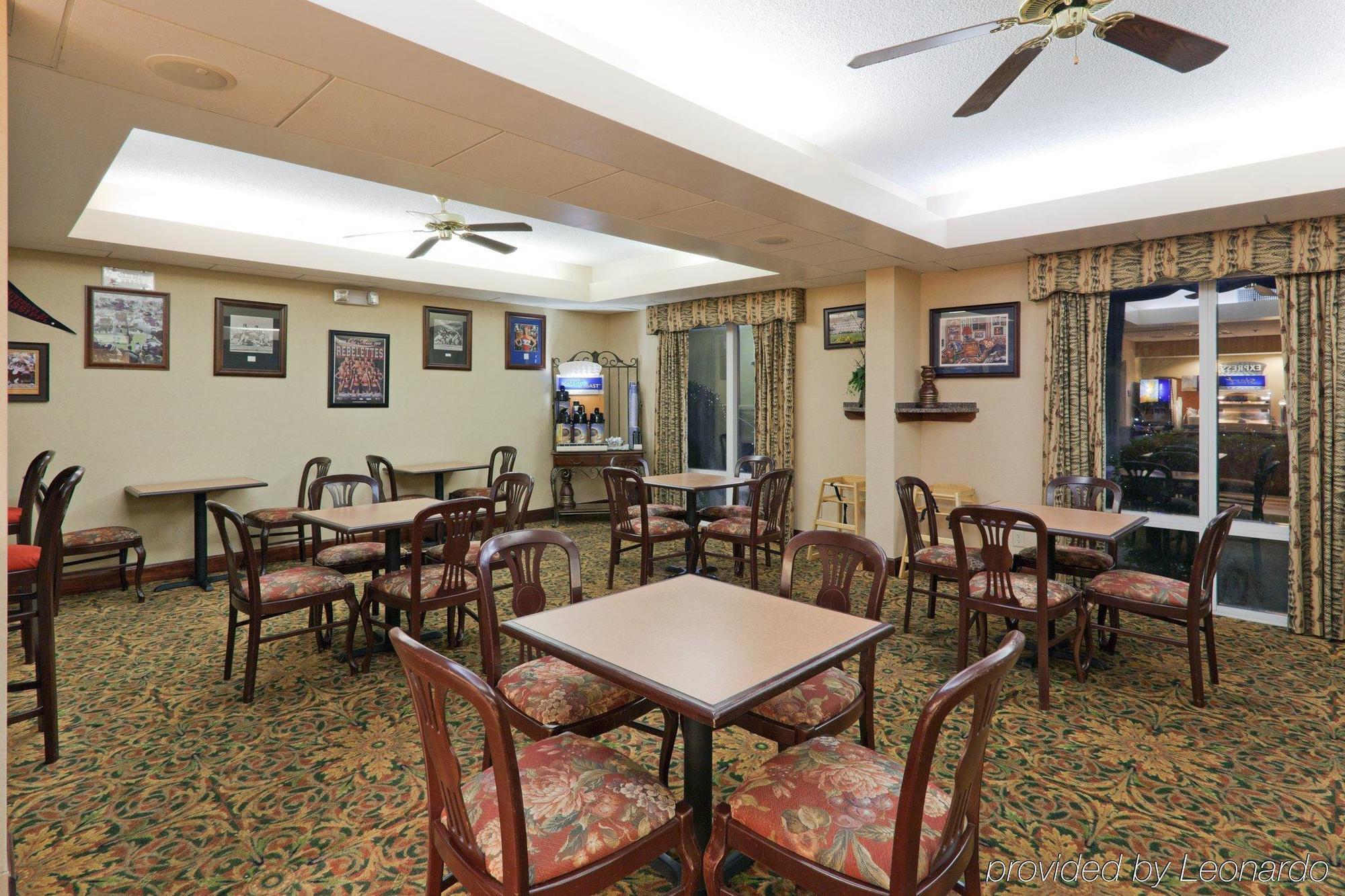 Holiday Inn Express & Suites - Oxford By Ihg Ngoại thất bức ảnh