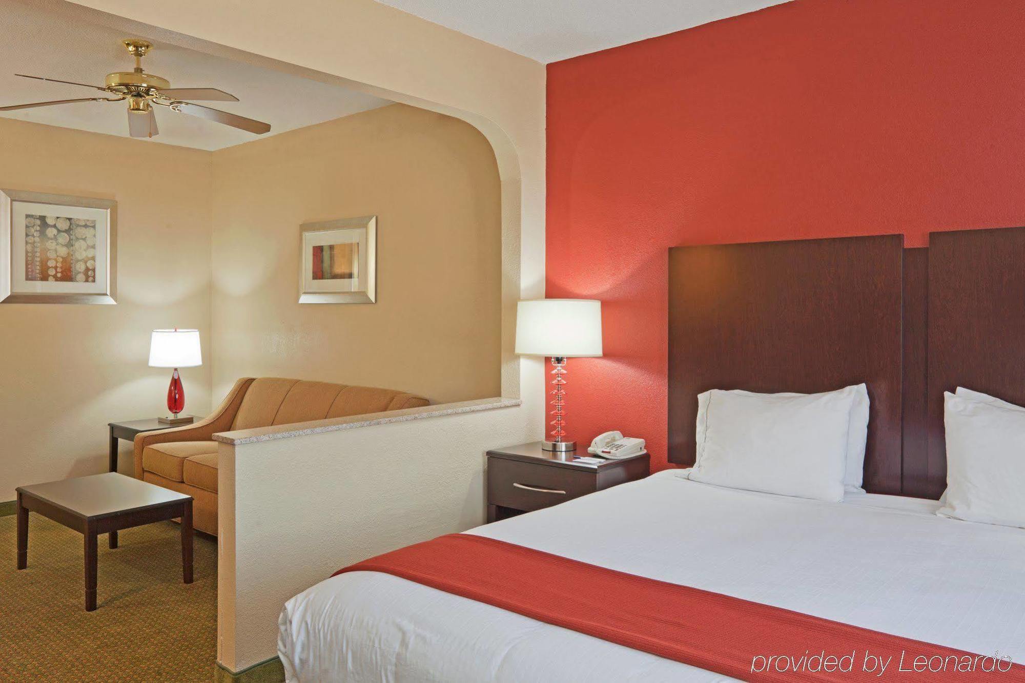 Holiday Inn Express & Suites - Oxford By Ihg Ngoại thất bức ảnh