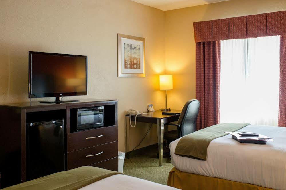 Holiday Inn Express & Suites - Oxford By Ihg Ngoại thất bức ảnh