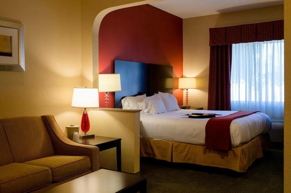 Holiday Inn Express & Suites - Oxford By Ihg Ngoại thất bức ảnh