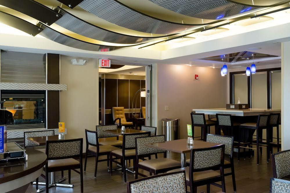 Holiday Inn Express & Suites - Oxford By Ihg Ngoại thất bức ảnh